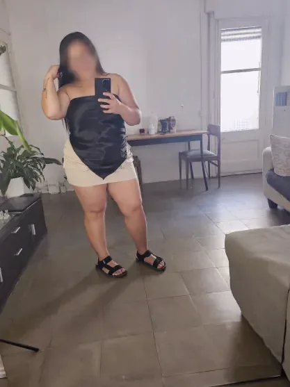 Lara, 29 años