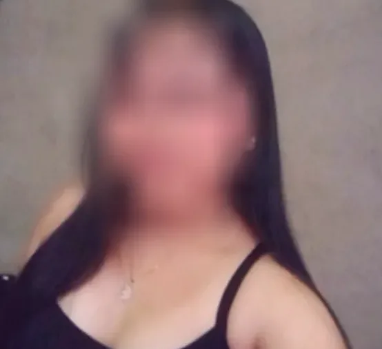 Lara, 19 años
