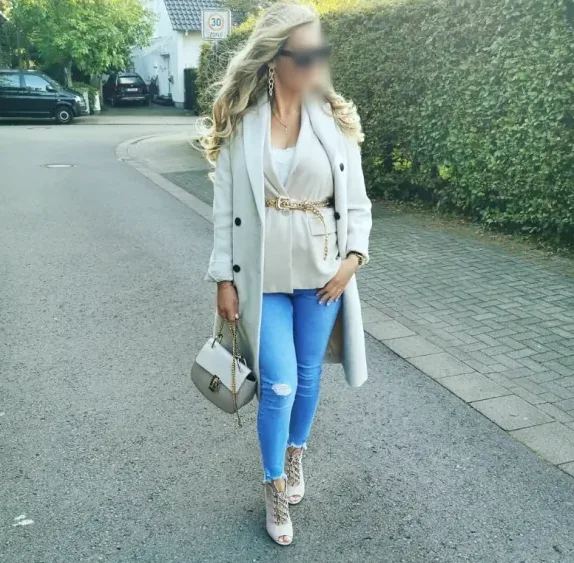 Neus, 34 años